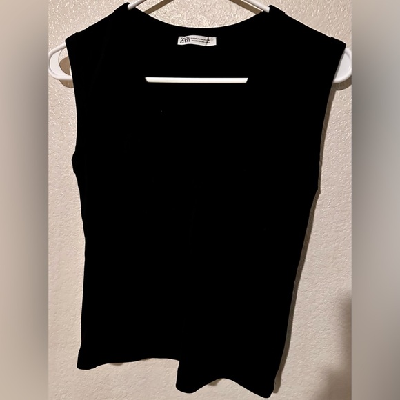 Zara Women’s Black Tank Top Euro Sz M Purchased in France - Picture 1 of 3